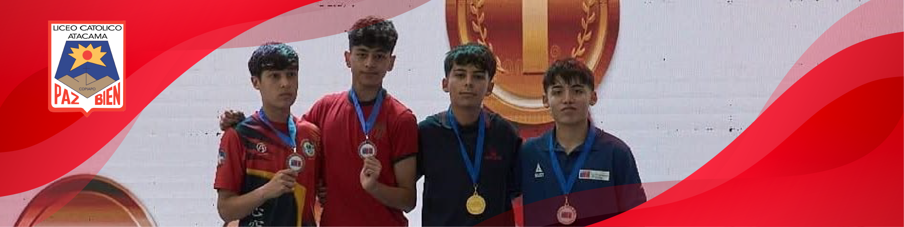Pedro Olivares González Nuestro estudiante de 8° básico A, obtiene el segundo lugar en Open Nacional de Karate de los juegos deportivos escolares. 